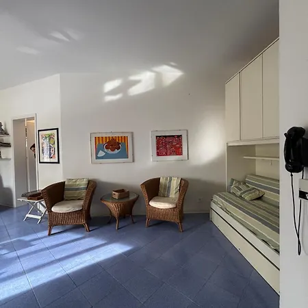Carrer Apartman *